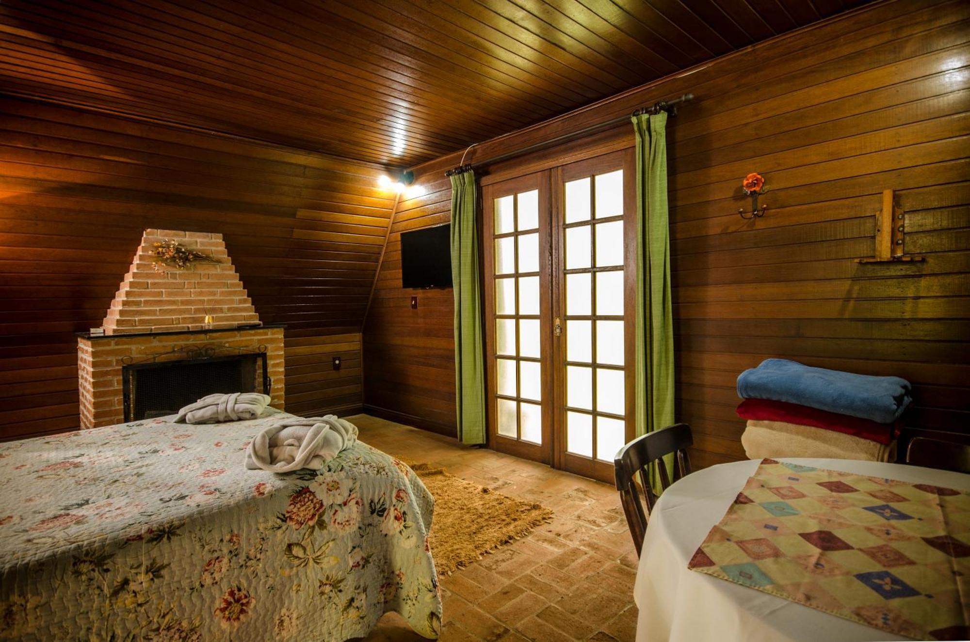 Pousada Alpes Santo Antônio do Pinhal Chambre photo
